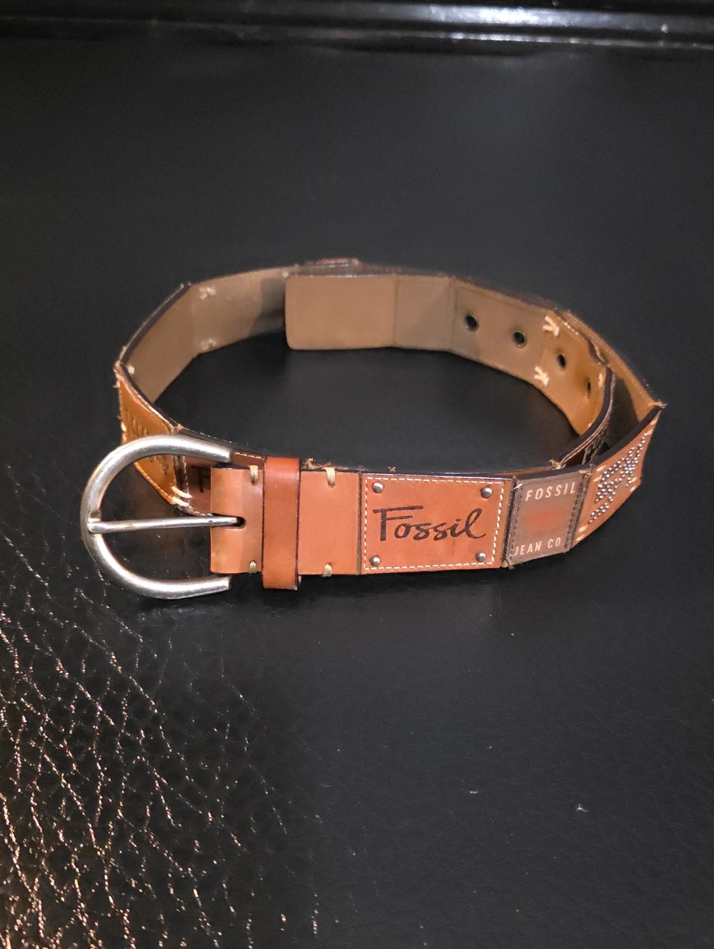 Women's Leather Fossil Logo Belt Size Small - Length 38in